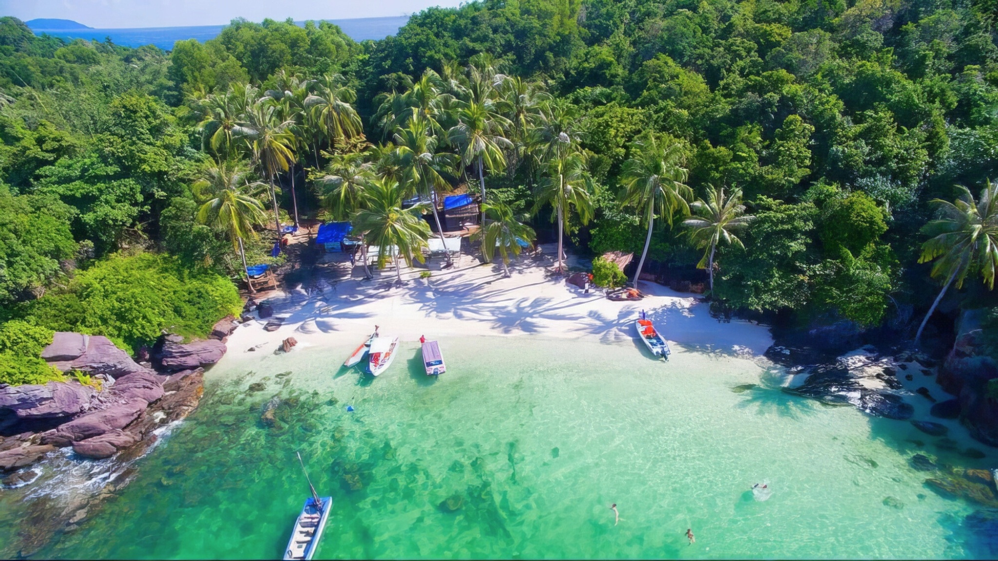 Vietnam Beaches & Islands Escape